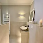Schoene Teilweise Mit Dachterrasse Im Herzen Von Lejlighed *