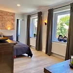 Schoene Teilweise Mit Dachterrasse Im Herzen Von * Itzehoe