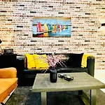 Lejlighed Schoene Teilweise Mit Dachterrasse Im Herzen Von
