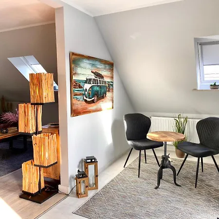 Apartment Schoene Teilweise Mit Dachterrasse Im Herzen Von