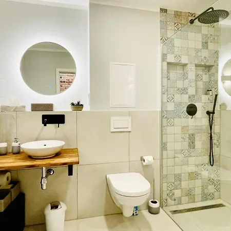 Apartamento Schoene Teilweise Mit Dachterrasse Im Herzen Von Itzehoe