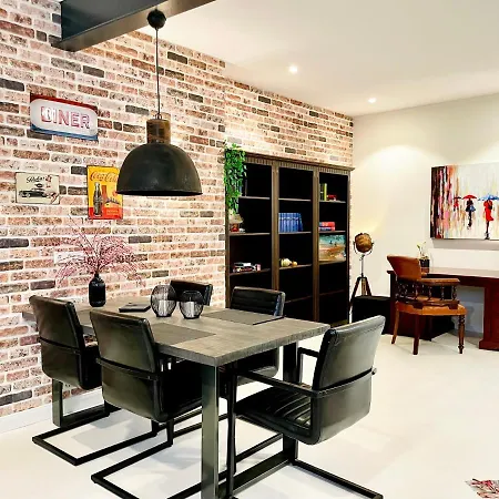 Schoene Teilweise Mit Dachterrasse Im Herzen Von Apartamento