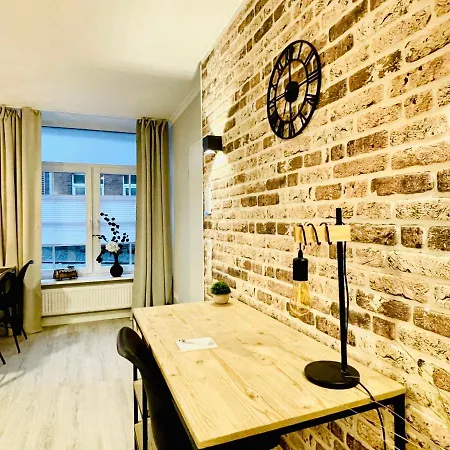 Schoene Teilweise Mit Dachterrasse Im Herzen Von Daire