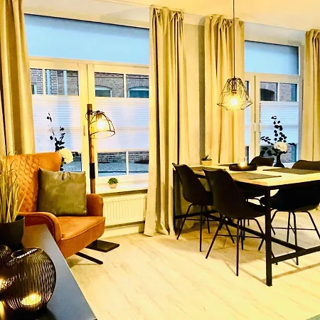 Apartman Schoene Teilweise Mit Dachterrasse Im Herzen Von *