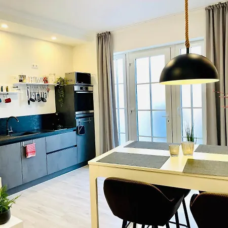 Apartman Schoene Teilweise Mit Dachterrasse Im Herzen Von