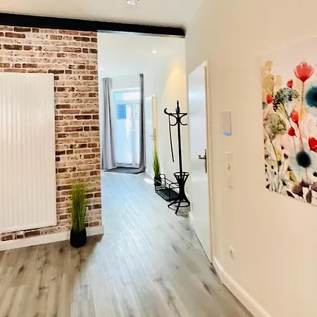 Schoene Teilweise Mit Dachterrasse Im Herzen Von Apartamento