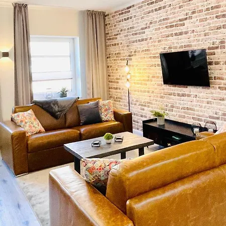 Schoene Teilweise Mit Dachterrasse Im Herzen Von Apartamento