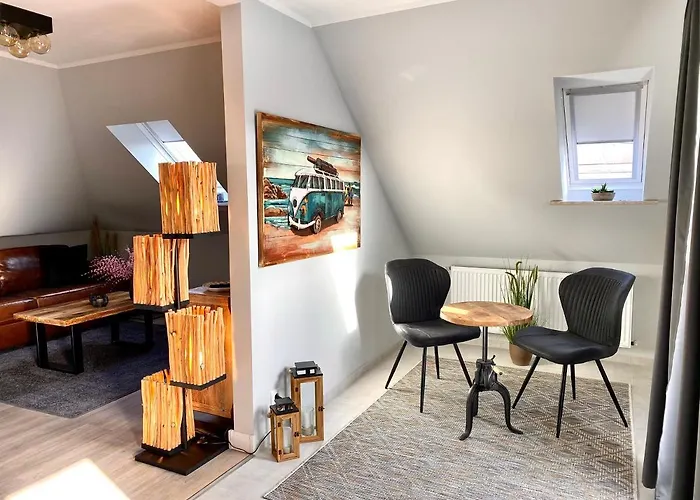 Appartement Schoene Teilweise Mit Dachterrasse Im Herzen Von